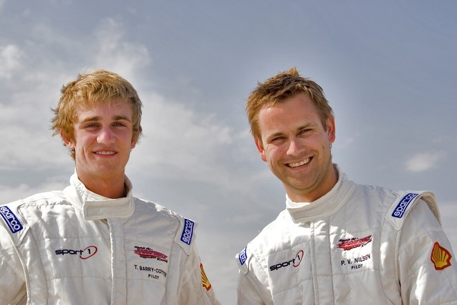 Tom Barry-Cotter (left) and Norweigan ace Pil Virik Nilsen © Powerboat-World.com http://www.powerboat-world.com